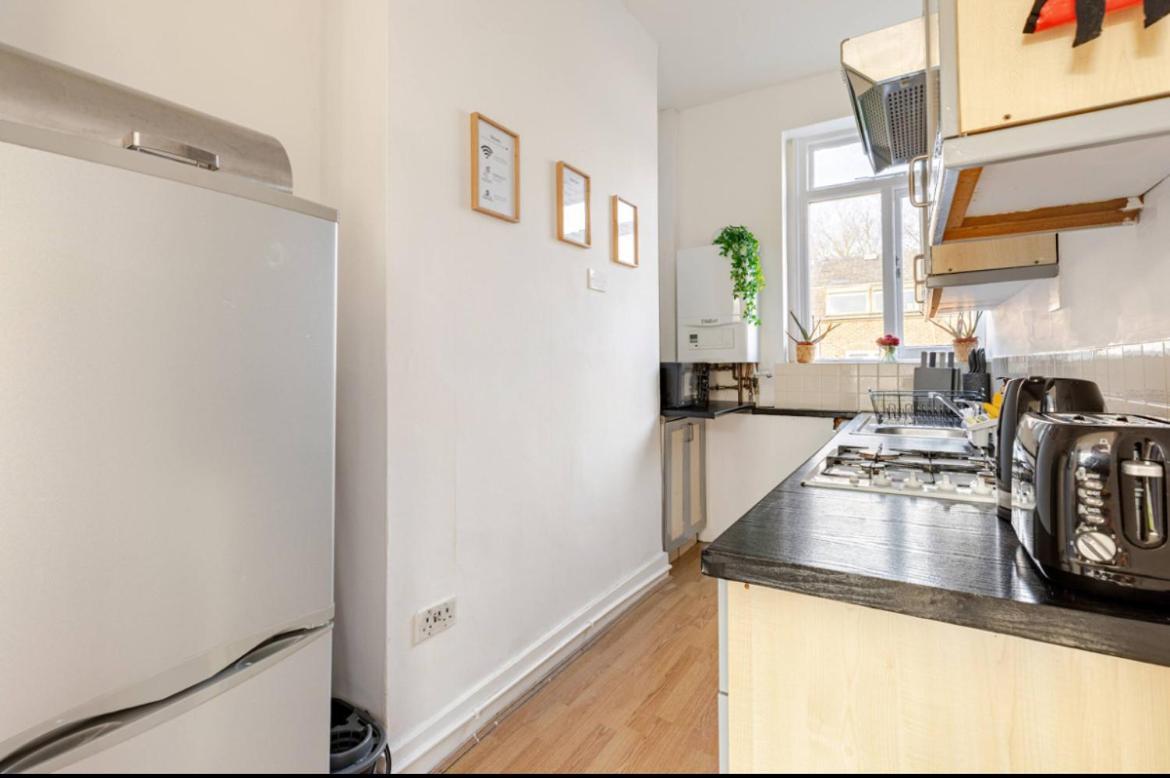 3br - Minutes From Tube Station *